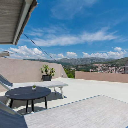Apartment Kala